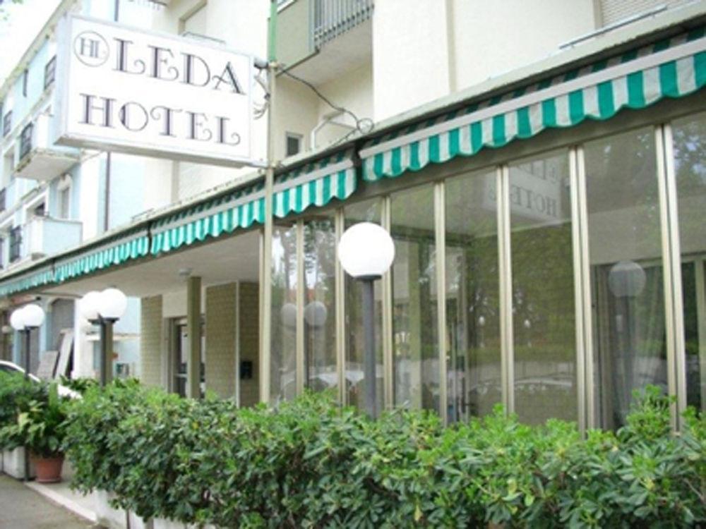 Hotel Leda Rímini Exterior foto